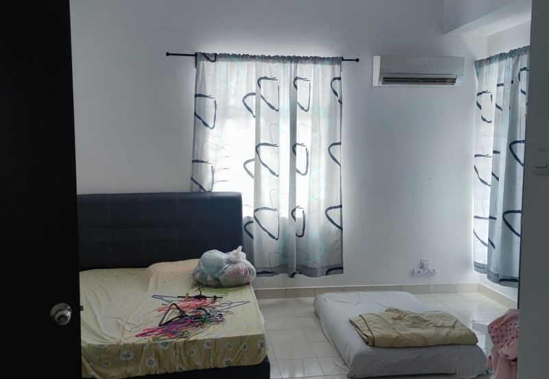 IMPIANA VILLA @TAMAN TUANKU JAAFAR