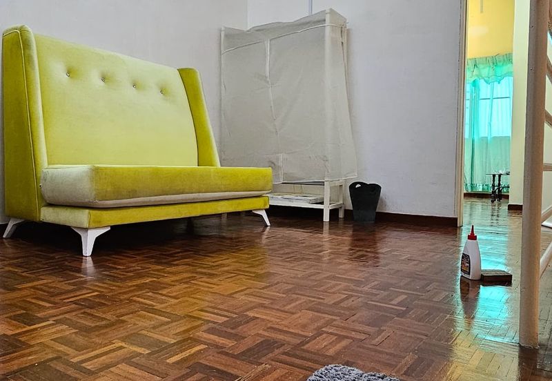 2 Storey with Fully Furnish walking distance to school