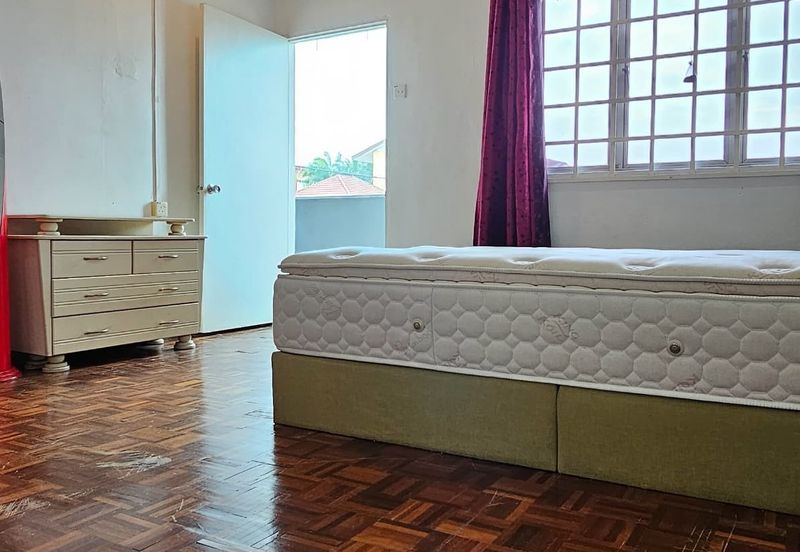 2 Storey with Fully Furnish walking distance to school