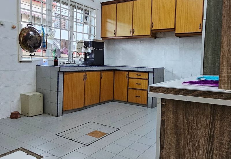 2 Storey with Fully Furnish walking distance to school