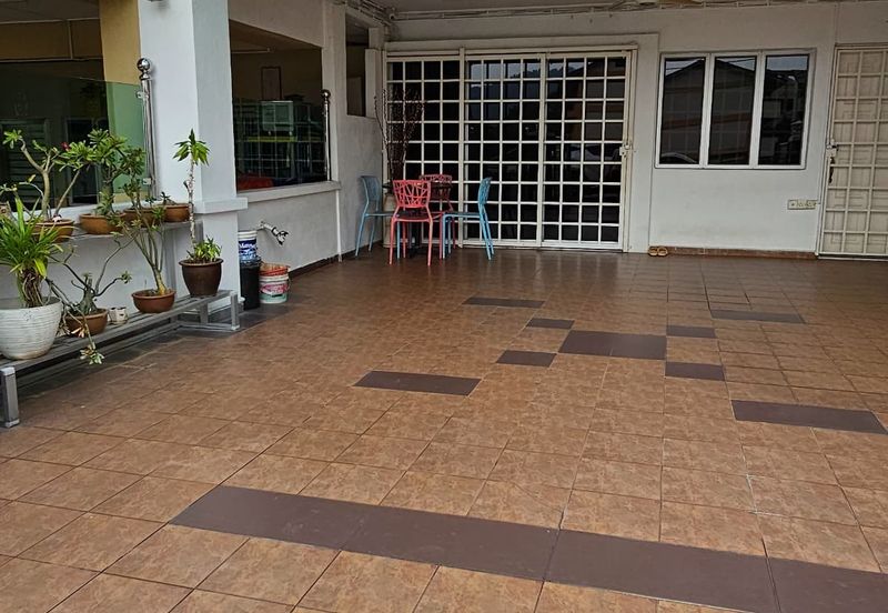 2 Storey with Fully Furnish walking distance to school