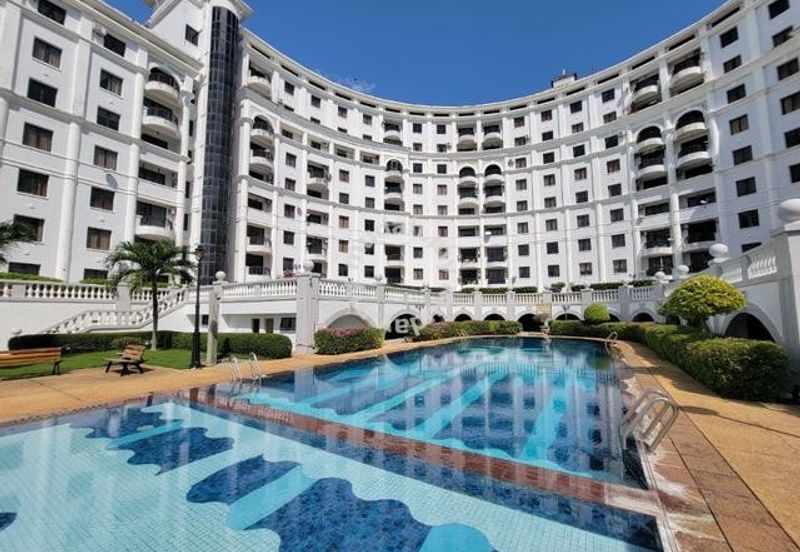 Marina Crescent Condominium