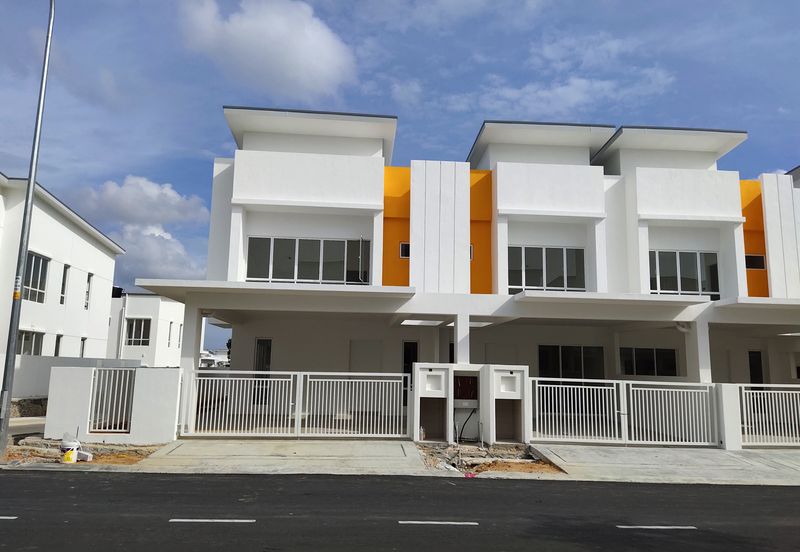 New Project Seremban 2 Storey End Lot Corner House