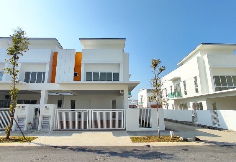 New Project Seremban 2 Storey End Lot Corner House
