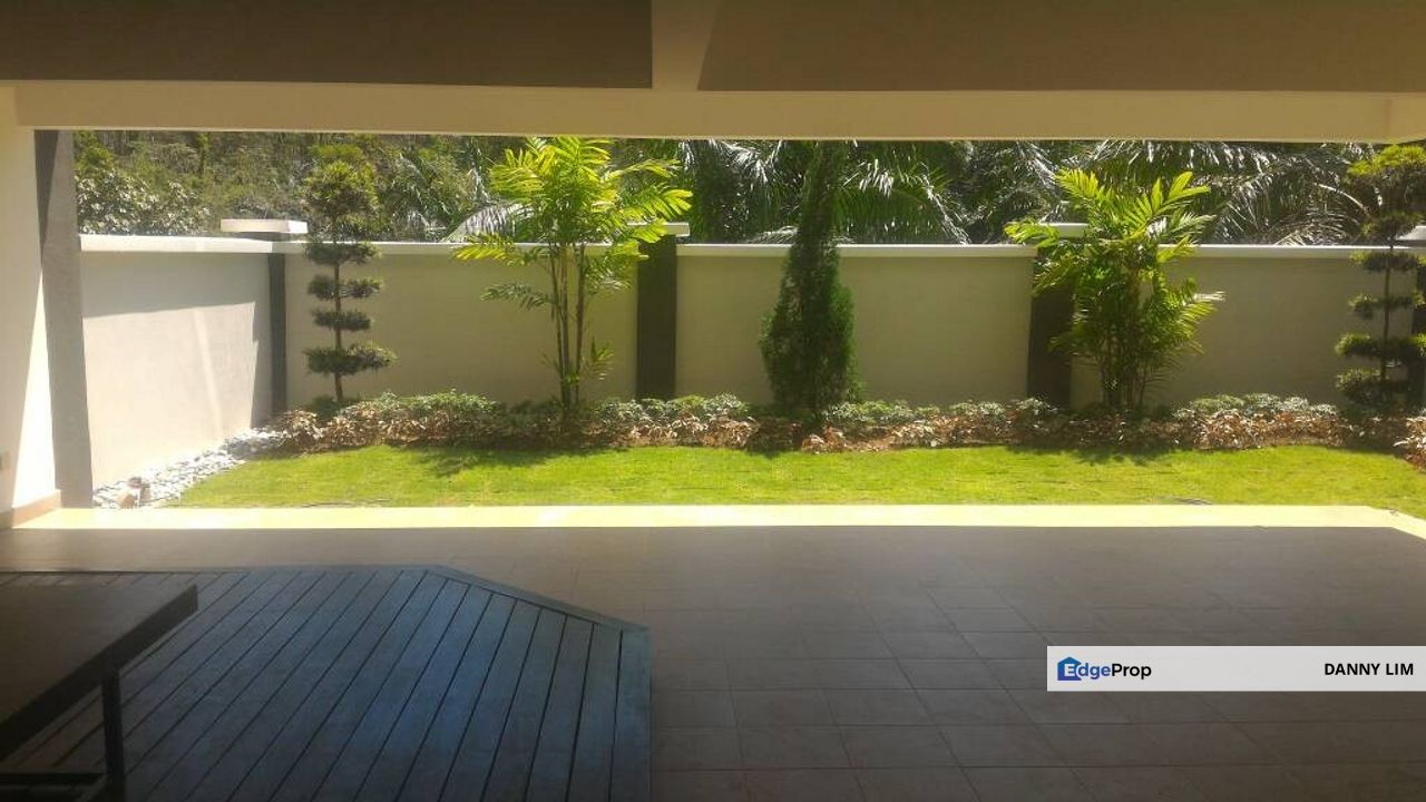 Seremban 2 Storey House with Private Garden Eka Heights Ferra Lumira Bandar Sri Sendayan, Negeri Sembilan, Seremban
