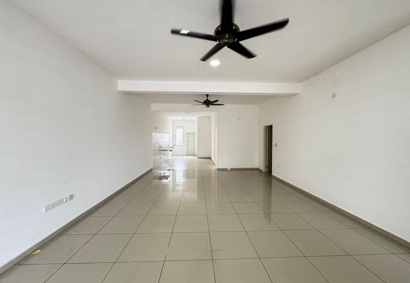 Seremban 2 Storey Facing Playground Suriaman Bandar Sri Sendayan