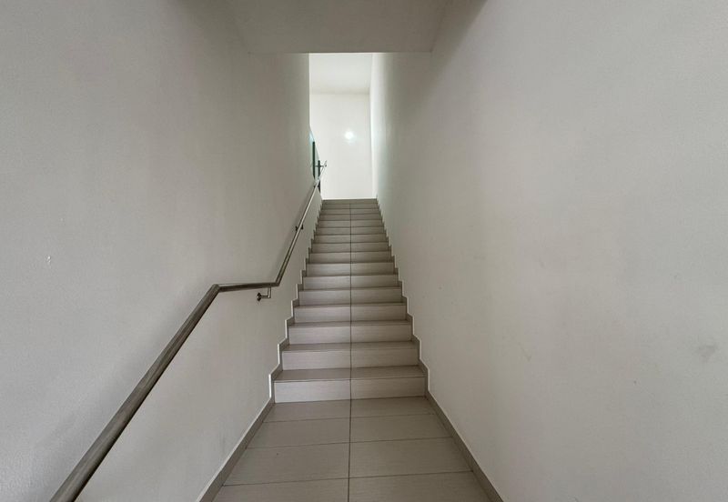 Seremban 2 Storey Facing Playground Suriaman Bandar Sri Sendayan