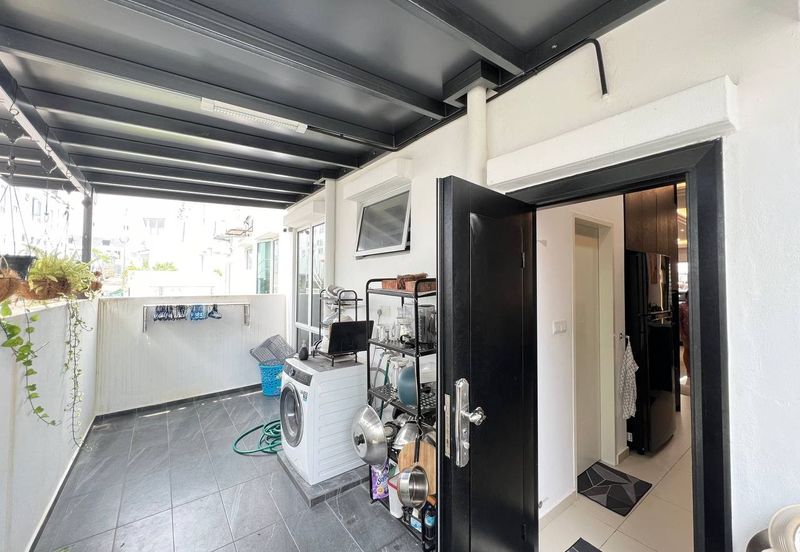 TIARA SENDAYAN (PRESINT 2)