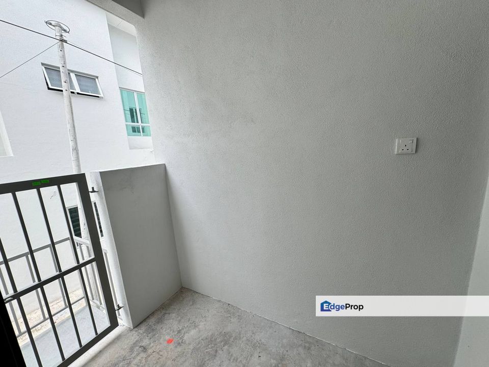 DOUBLE STOREY TERRACE TAMAN JENDERAM SUTERA DENGKIL, Selangor, Dengkil