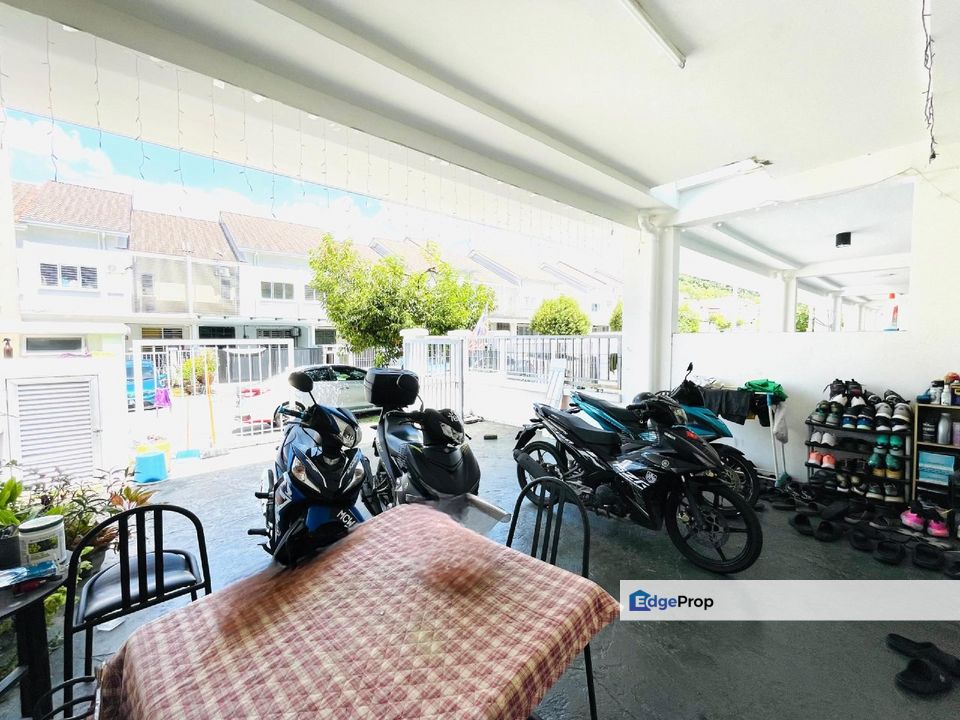 96 RESIDENCES GREENWOODS @ SALAK PERDANA SEPANG, Selangor, Sepang