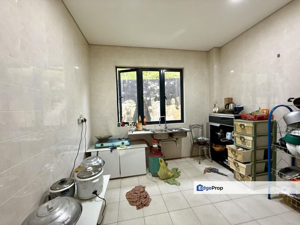 Double Storey Bungalow Kayangan Heights, Shah Alam, Selangor, Shah Alam