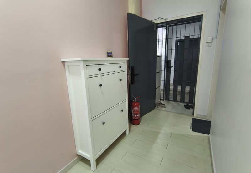 PR1MA Lakefront Homes