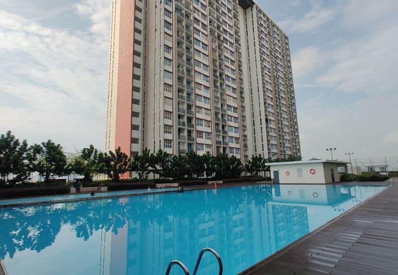 PR1MA Lakefront Homes