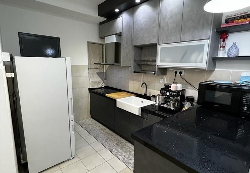 PR1MA Lakefront Homes