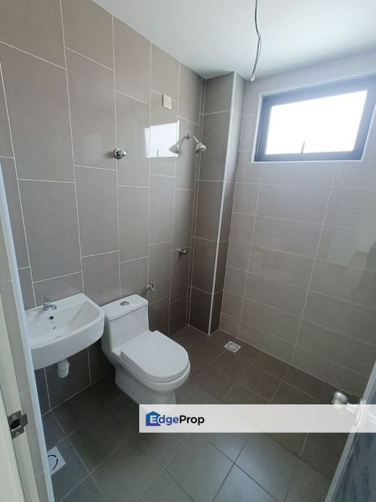 Double Storey Terrace Nada Alam 5, Nilai, Negeri Sembilan, Nilai