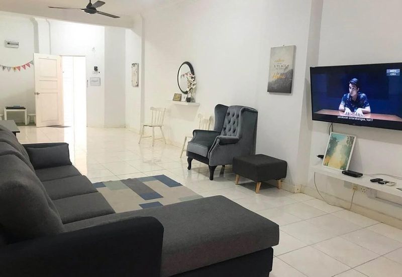 Pantai Indah Seaview