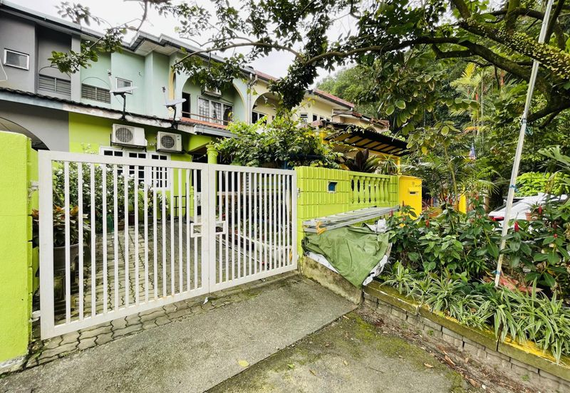 Seksyen 8, Shah Alam