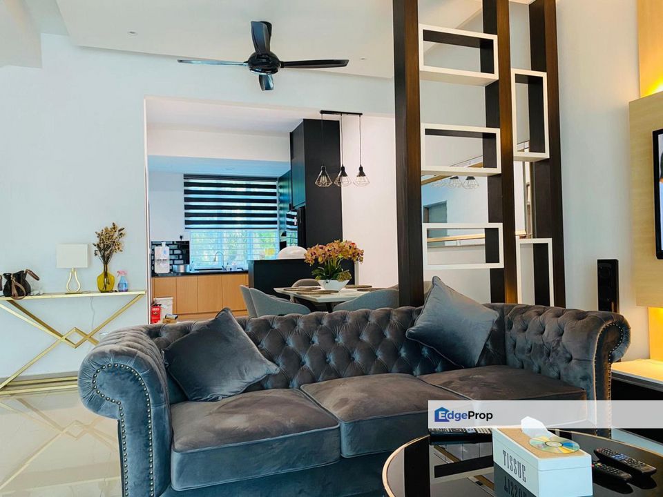 Intermediate 2 Storey Terrace House-Taman Langat Utama 3 Banting, Selangor, Banting