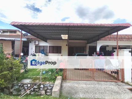 WALKING DISTANCE TO SCHOOLS | SINGLE STOREY TERRACE TAMAN SRI SERDANG, Selangor, Seri Kembangan