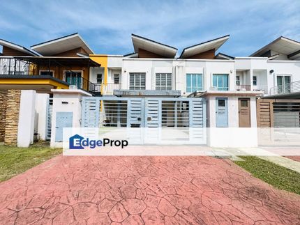 Double Storey Superlink D'Kayangan Seksyen 13 Shah Alam , Selangor, Shah Alam