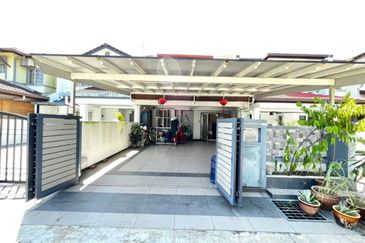 Jalan Putra Indah 9/3 