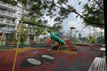 Indah Alam Condominium