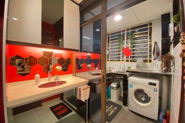 Indah Alam Condominium