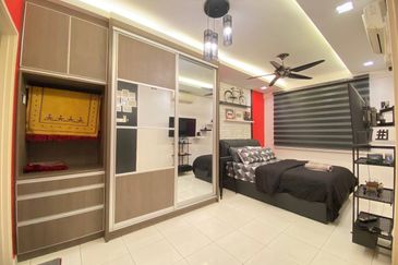 Indah Alam Condominium