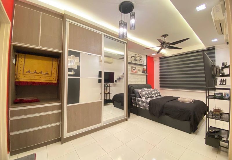 Indah Alam Condominium