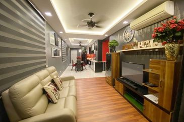 Indah Alam Condominium