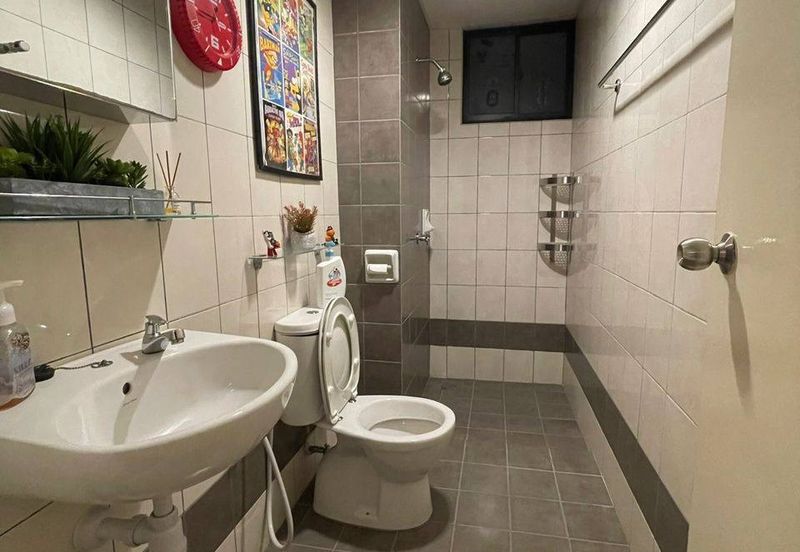 Indah Alam Condominium