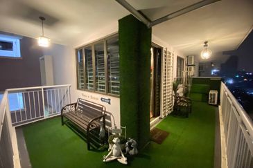 Indah Alam Condominium