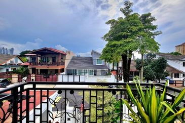 DOUBLE STOREY SEMI - D @ AU2 Keramat Kuala Lumpur [DEKAT AEON JUSCO AU2 & LRT ]