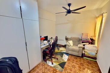 Danau Idaman Condominium