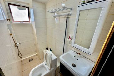 Danau Idaman Condominium