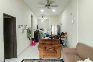 Residensi Warnasari 2