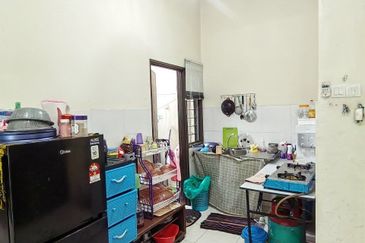 Residensi Warnasari 2