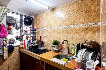 Pangsapuri Seri Perantau