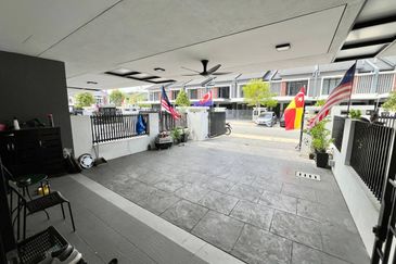 Elmina Green Three @ City of Elmina