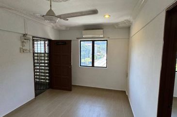 Flat Taman Melati Blok E