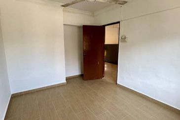 Flat Taman Melati Blok E