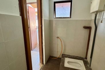 Flat Taman Melati Blok E