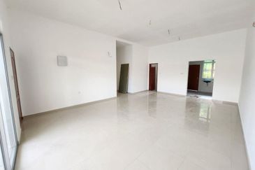 Taman Desa Bestari, Salak Tinggi