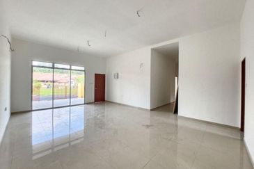 Taman Desa Bestari, Salak Tinggi