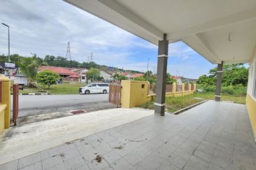 Taman Desa Bestari, Salak Tinggi