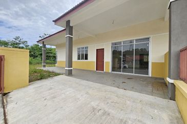 Taman Desa Bestari, Salak Tinggi