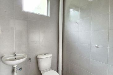 Taman Desa Bestari, Salak Tinggi