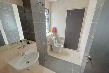 Serenia Adiva @ Serenia City