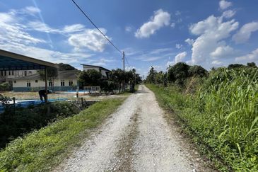 Tanah Lot Banglo Geran Individu di Taman Mas - Kg Sri Aman Puchong