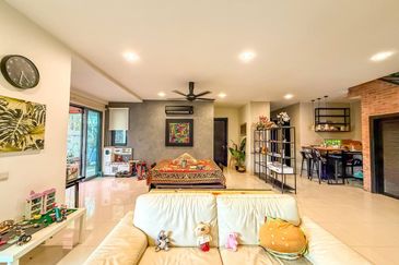 Bangi Lakehill Villas